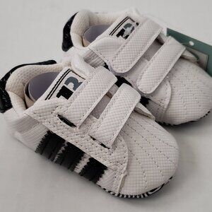 NWT Live Box Soft Sole Shoes